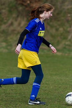 Bild 342 - B-Juniorinnen Tus Tensfeld - TSV Gnutz o.W. : Ergebnis: 1:3